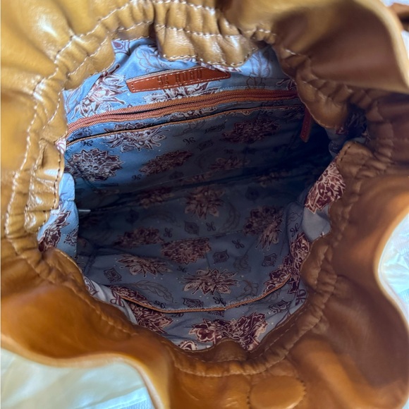Hobo Prose Truffle Bag - Picture 4 of 6